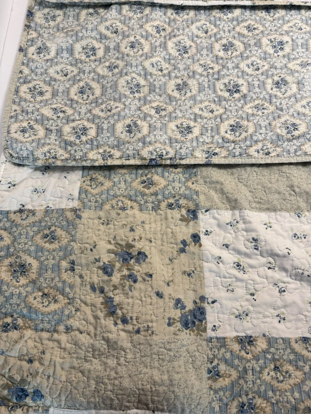 All American Collection Reversible Floral Patchwork Daybed Quilt & 3 Shams Set